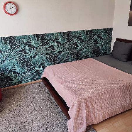 איברי-סור-סיין Bel Appartement Proche De Paris מראה חיצוני תמונה